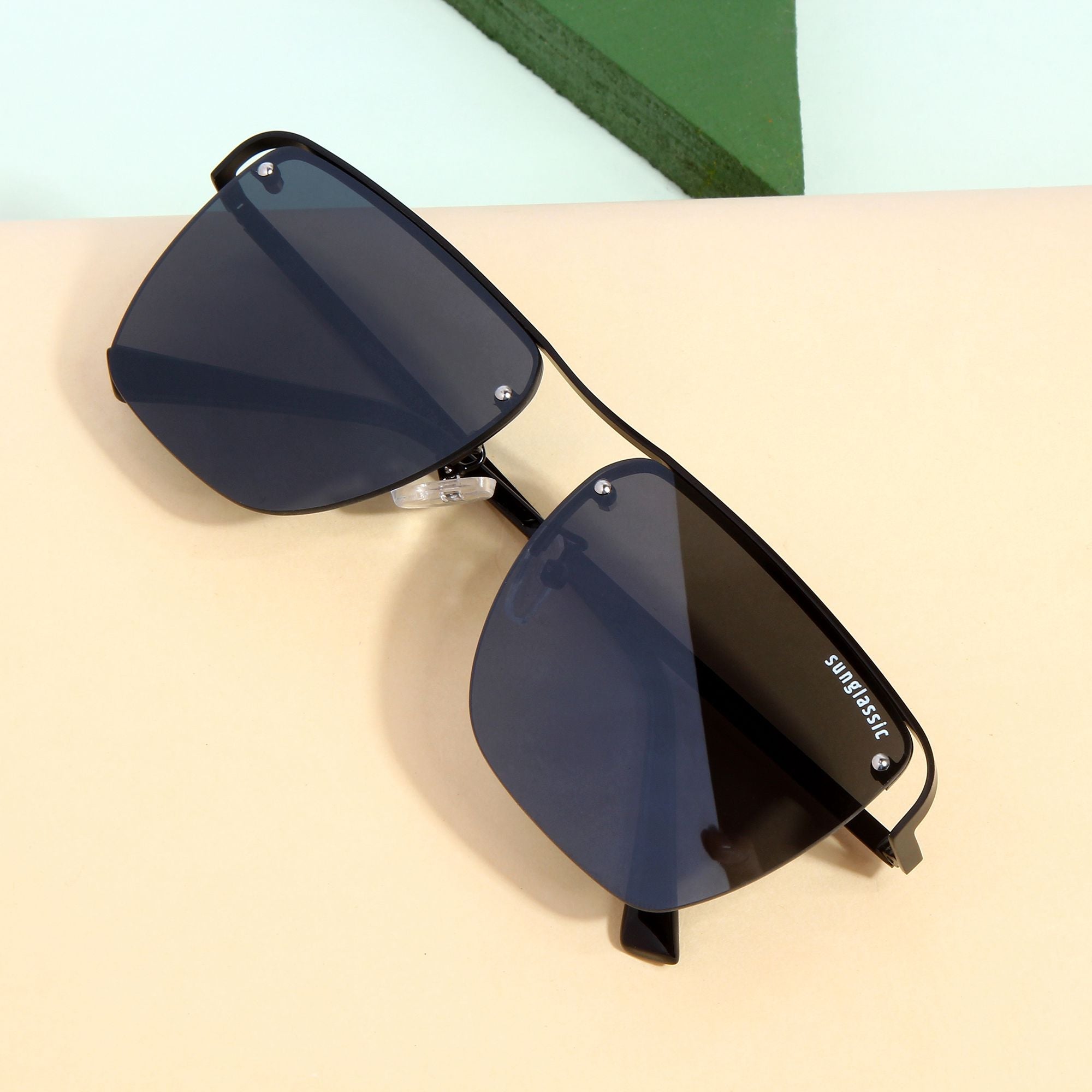Heldish. Black Square Sunglasses